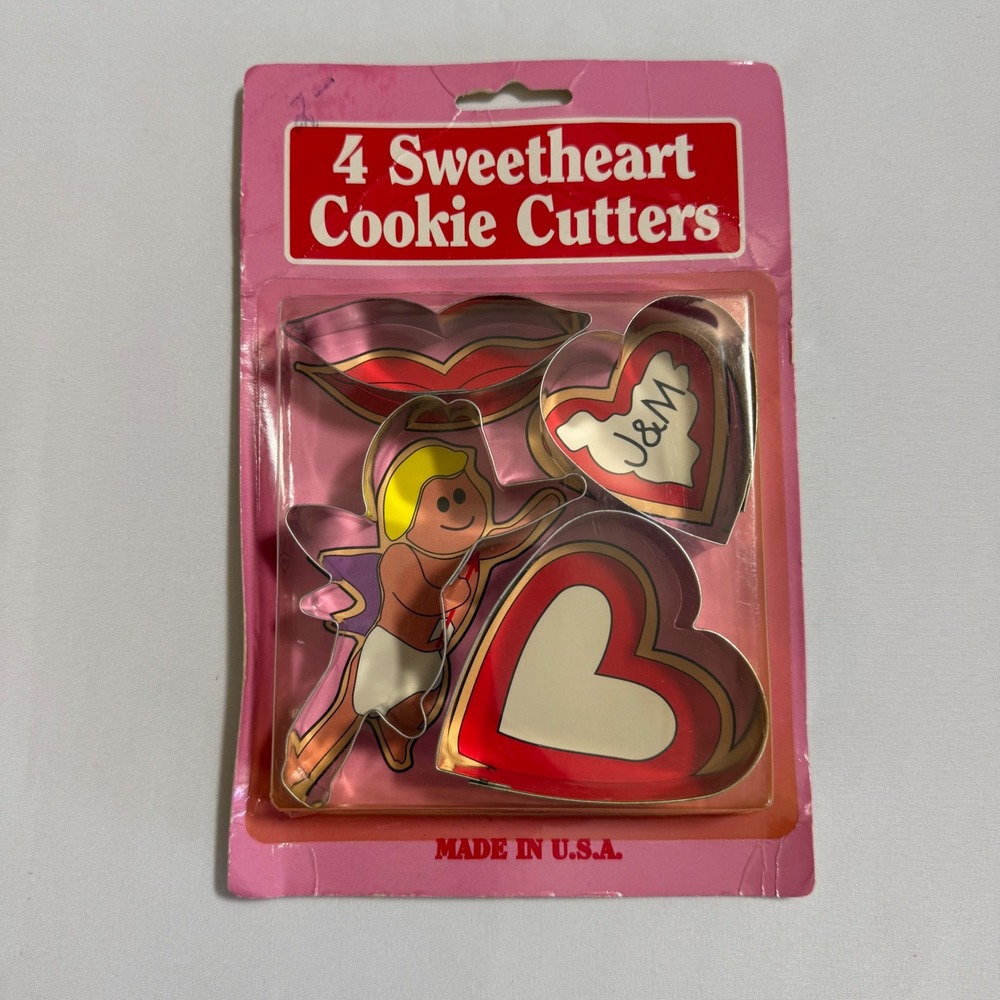 Sweetheart Cookie Cutters Vintage 4 pc Fox Run‎ Craftsmen Cupid Hearts Lips USA